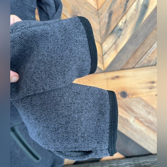 NIKE Hypernatural Therma Fit Women's Size XS Gray Pullover Hoodie - Picture 5 of 8